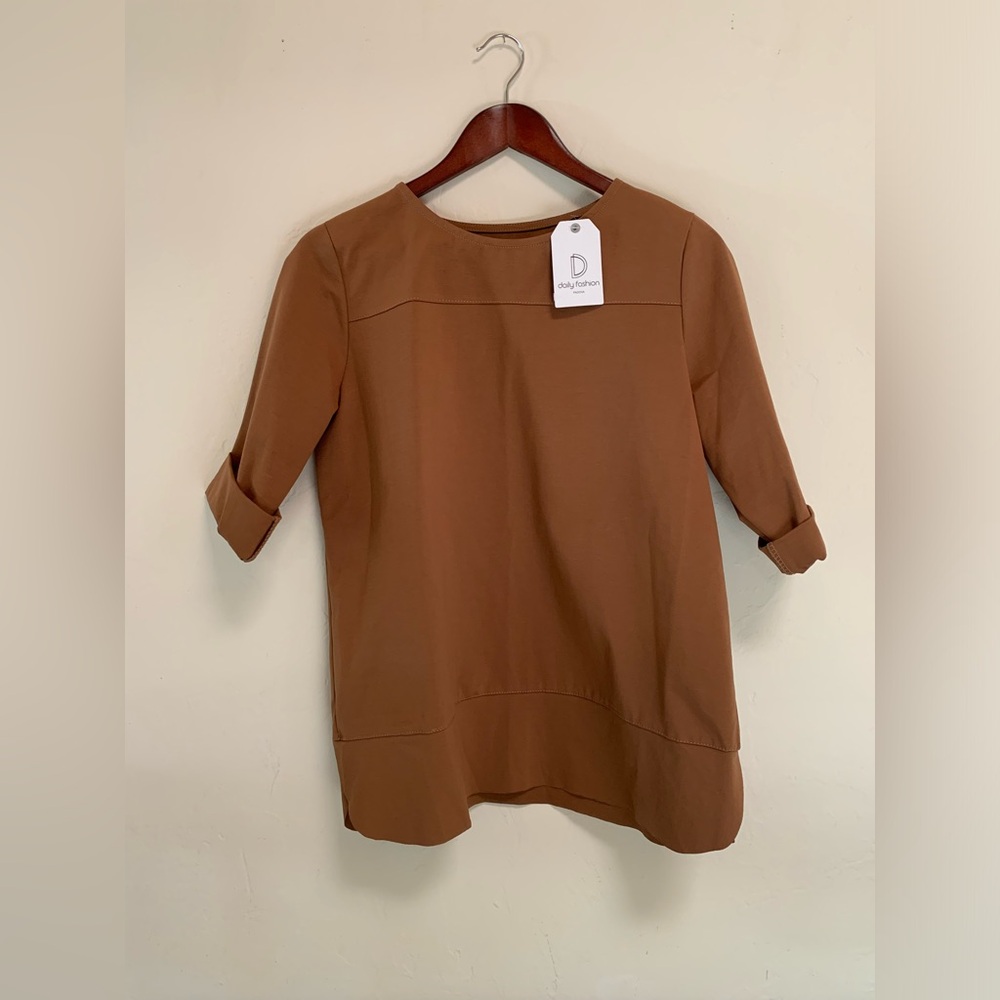 Comfy, linen-like top